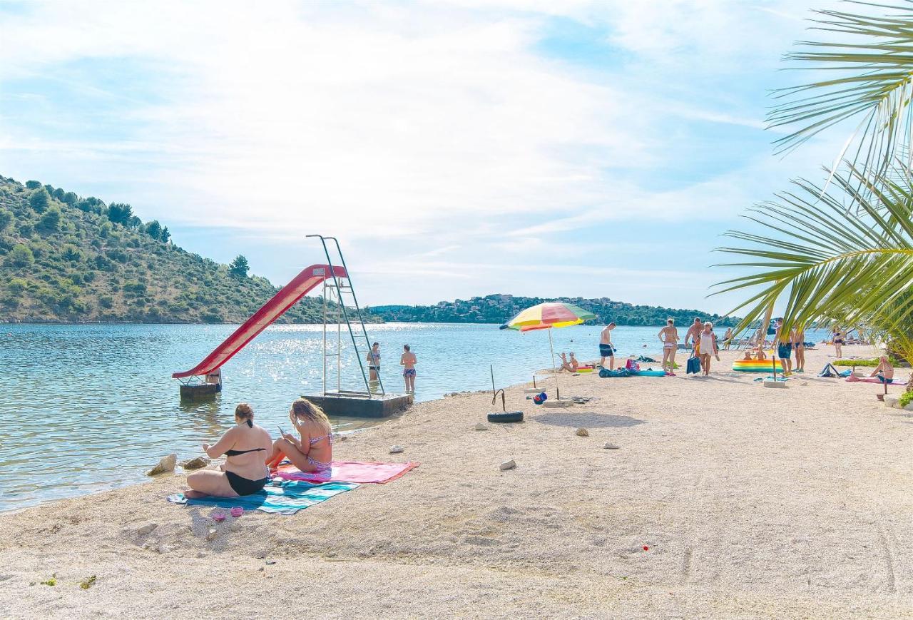 Apartments Matas Rogoznica  Dış mekan fotoğraf